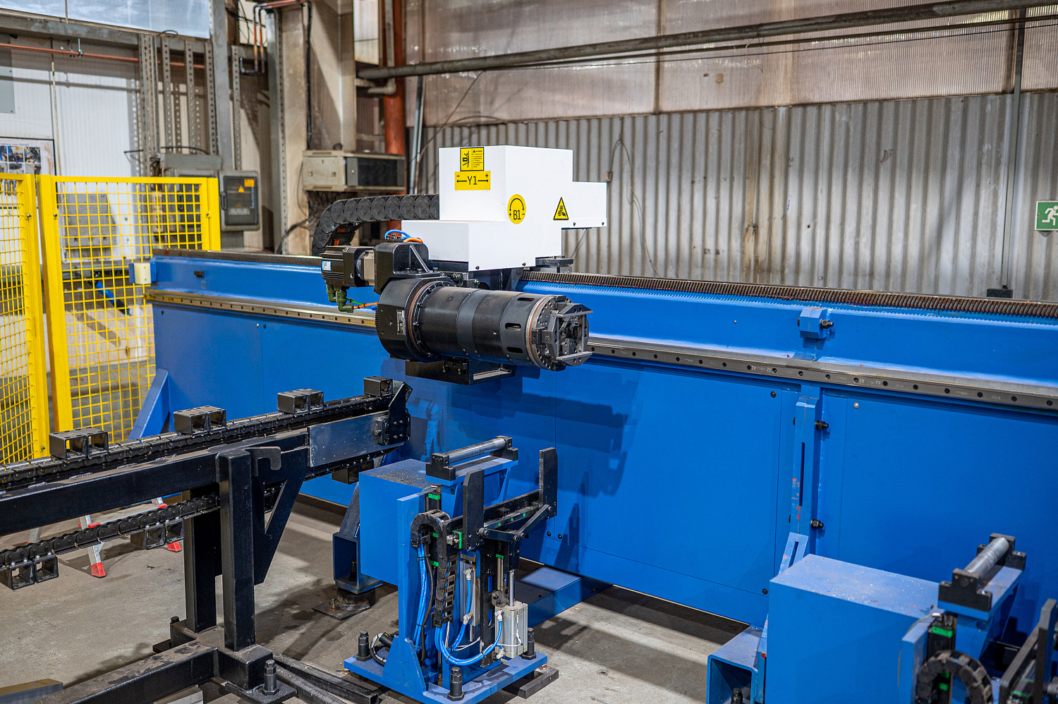 Мощная лазерная труборезная установка для производства металлоконструкций в Минске